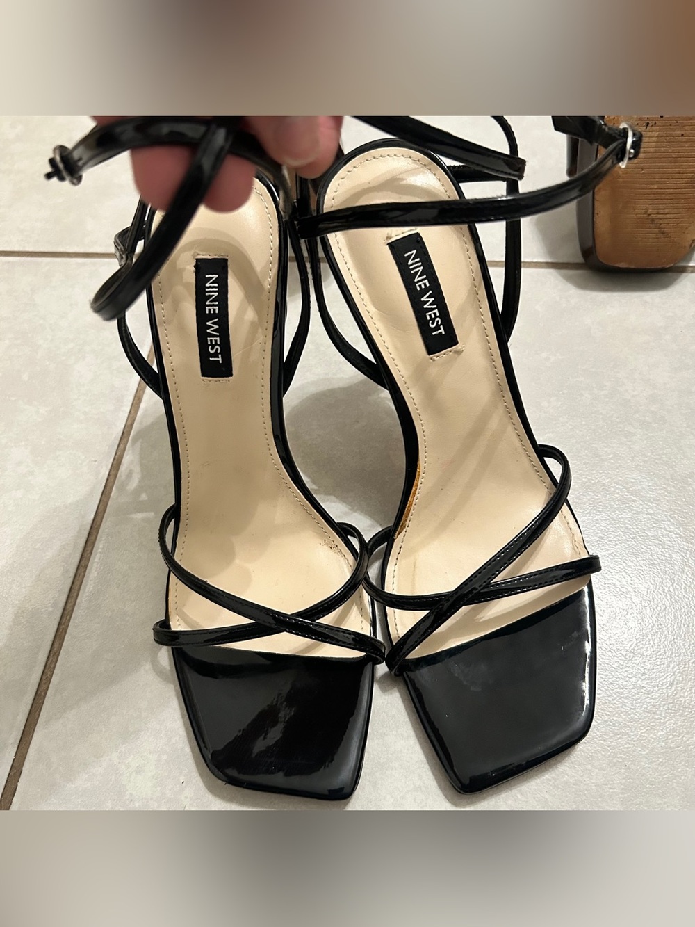 High heel lot size 7 & 7 1/2 - Picture 5 of 14